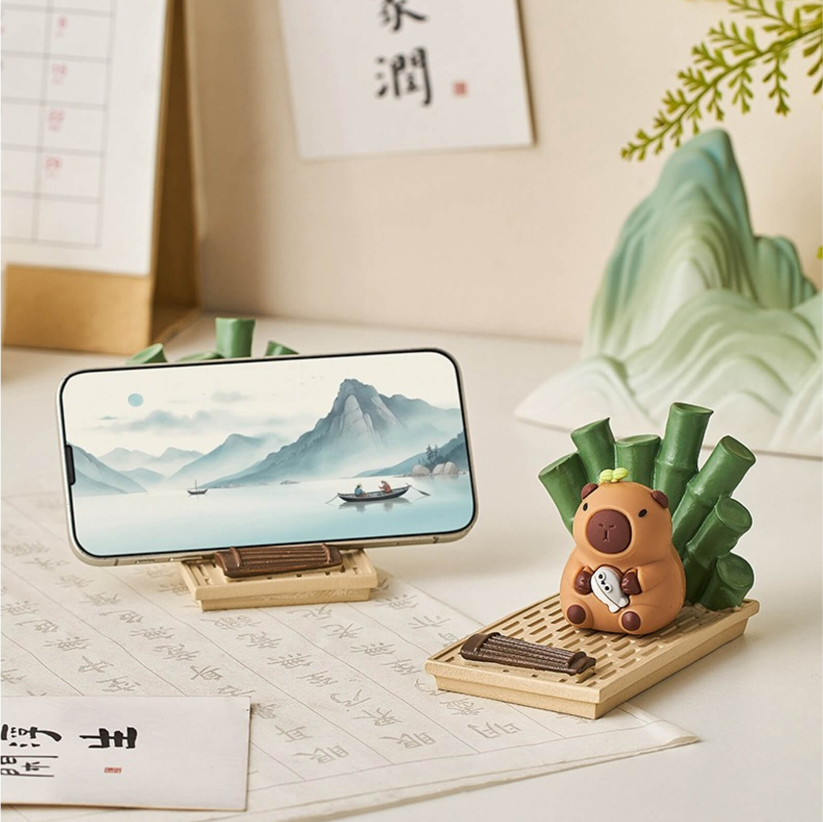 Bamboo Kapibara Phone Stand